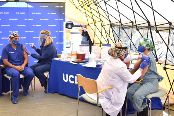 The first UCI Health frontline healthcare workers receive the vaccine. Carlos Puma/UCI Health